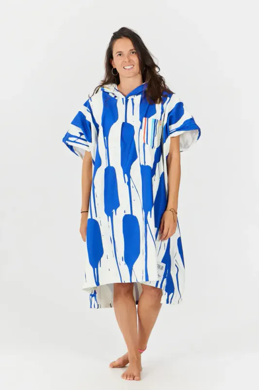 Poncho Artist Series - Mambo - Leveres med matchende totebag